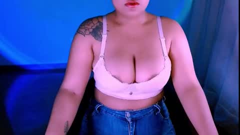 Snapshot of alejandra_conde chatting on September 12, 11:04 pm Alejandra online show from September 12, 11:04 pm