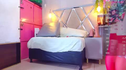 alejandra martins online show from March 19, 4:49 am