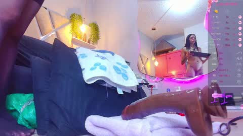 alejandra martins online show from April 7, 4:02 am