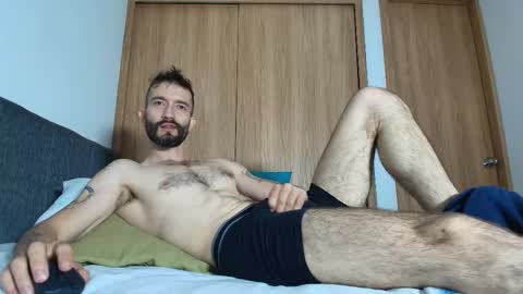 Snapshot of alejandro_bigcock chatting on October 1, 3:01 am Alejandro Hernndez online show from October 1, 3:01 am