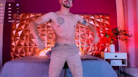 Snapshot of alejandrostorm chatting on March 4, 10:05 pm Alejo online show from March 4, 10:05 pm