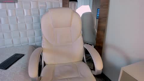 Snapshot of alejandrostorm chatting on October 13, 9:26 pm Alejo online show from October 13, 9:26 pm