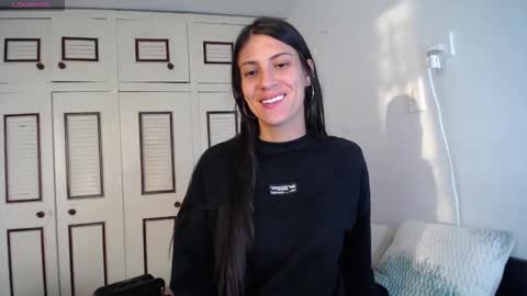 alejaxxxhot online show from October 17, 10:23 pm