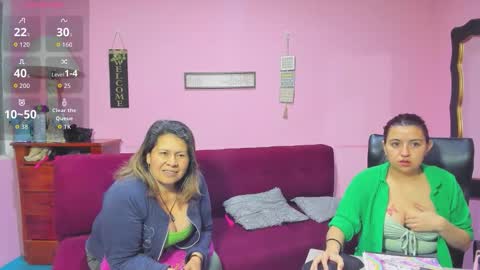 Snapshot of alejita_smithh chatting on November 16, 10:54 am zoe and Kataleya online show from November 16, 10:54 am