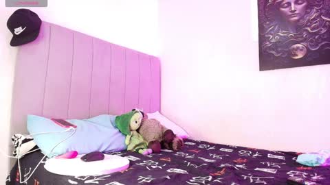 alejo_cute online show from December 30, 8:47 pm