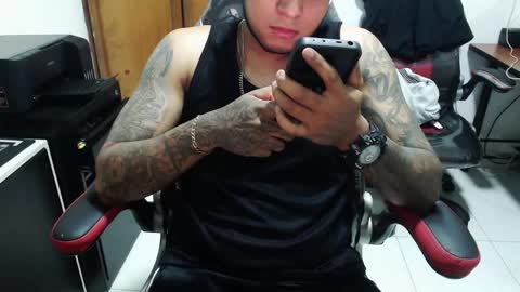 Alejo online show from November 16, 2:39 am