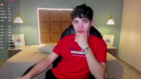 ALejoo Saenz online show from October 3, 4:37 pm