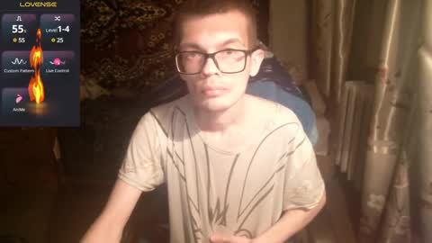 Snapshot of aleksej95 chatting on January 4, 7:23 pm Alex online show from January 4, 7:23 pm