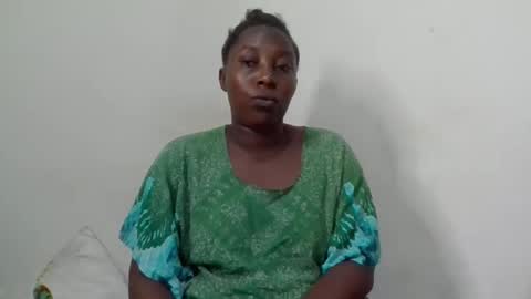 Noreen Kennth and Emilly online show from February 12, 4:55 pm