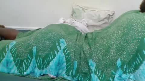 Noreen Kennth and Emilly online show from February 14, 6:19 pm