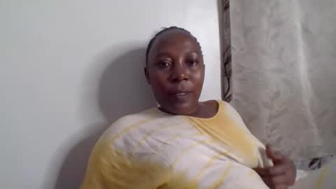 Noreen Kennth and Emilly online show from October 7, 6:27 pm