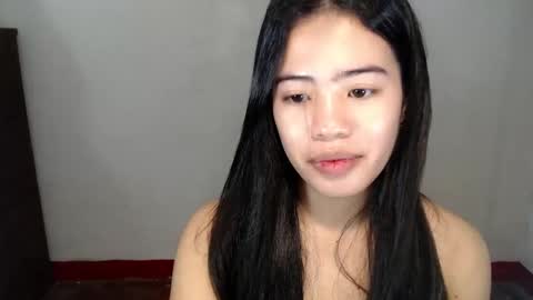 Snapshot of alesha_vibe_me chatting on January 11, 9:04 am alesha_vibe_me online show from January 11, 9:04 am