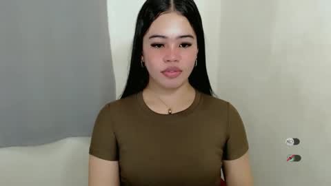 Snapshot of alesha_vibe_me chatting on September 14, 6:34 am alesha_vibe_me online show from September 14, 6:34 am