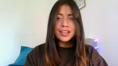 QUEEN OFF MILk  IM BACK  15 NOV online show from March 22, 6:33 pm