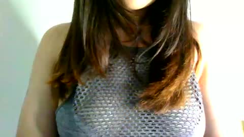 QUEEN OFF MILk  IM BACK  15 NOV online show from May 21, 9:33 pm