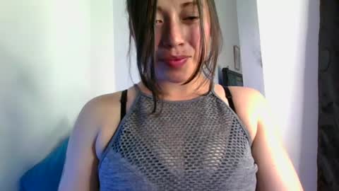 QUEEN OFF MILk  IM BACK  15 NOV online show from June 3, 10:26 pm