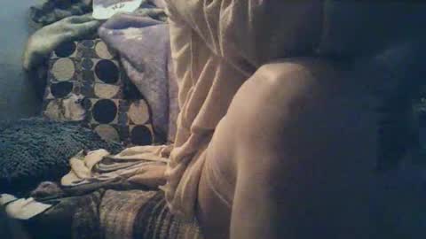 Snapshot of aless_lorraines chatting on November 12, 11:21 am aless_lorraines online show from November 12, 11:21 am