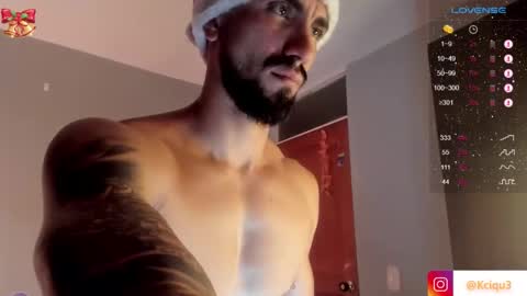Snapshot of alessandro_dibellucci chatting on December 24, 3:16 am Kciqu3 Independent model online show from December 24, 3:16 am