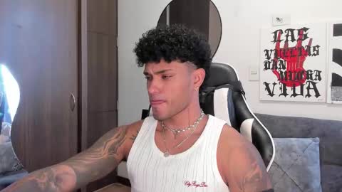 Alessandro Vanni online show from December 19, 2:35 pm