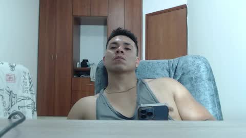 Snapshot of alessandromancini92 chatting on October 28, 2:04 am alessandromancini92 online show from October 28, 2:04 am