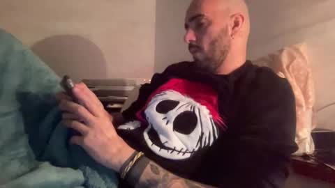 alessandromori91 online show from January 6, 2:10 pm