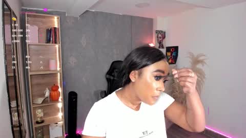 Snapshot of alessia_anderson07 chatting on October 28, 9:50 pm Yy online show from October 28, 9:50 pm