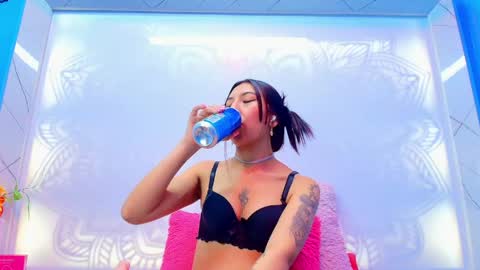 Alessia Clarky online show from April 22, 4:15 am