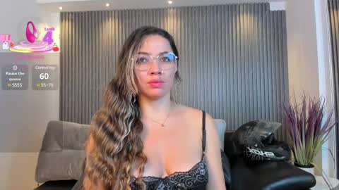 Snapshot of alessia_taylorr chatting on March 5, 12:00 pm Alessia Everyday From 0530 to 1430 Col Time online show from March 5, 12:00 pm