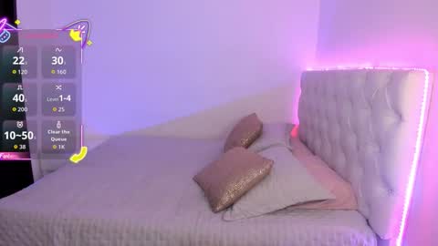 Snapshot of alessiabaum18 chatting on October 9, 6:22 am CATA online show from October 9, 6:22 am