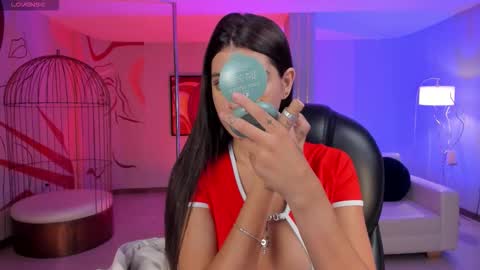 Snapshot of alessiacorleone_ chatting on November 20, 8:08 pm Alessia online show from November 20, 8:08 pm