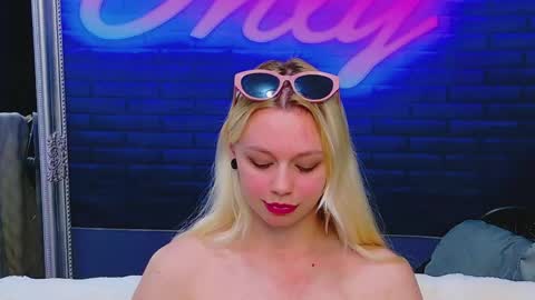 Snapshot of alessiacroft chatting on June 6, 4:28 am alessiacroft online show from June 6, 4:28 am