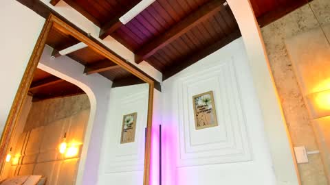 Snapshot of alessialondon chatting on February 4, 7:07 am Alessia online show from February 4, 7:07 am