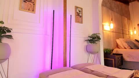 Snapshot of alessialondon chatting on February 17, 3:36 am Alessia online show from February 17, 3:36 am