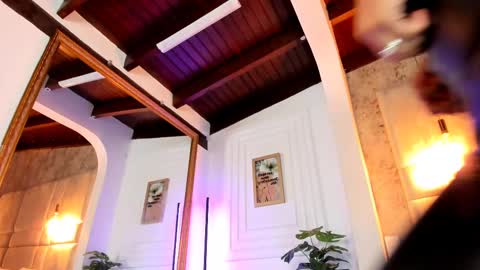 Snapshot of alessialondon chatting on February 20, 9:55 am Alessia online show from February 20, 9:55 am