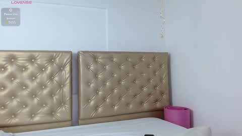 alessiiaa online show from January 30, 1:31 pm