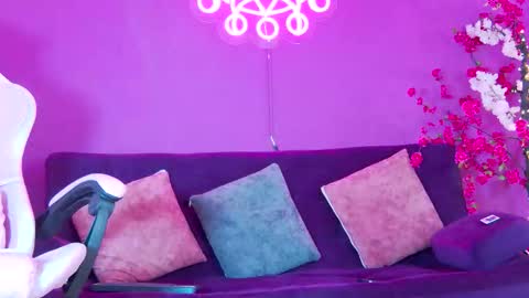 Snapshot of alessiovitale chatting on November 24, 12:05 pm Alessio online show from November 24, 12:05 pm