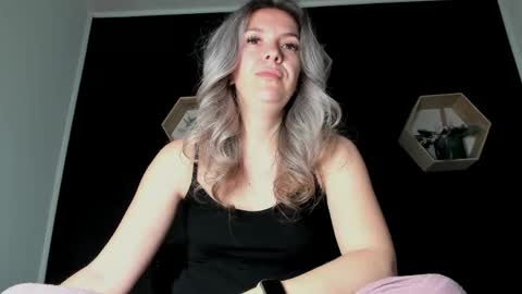 alesys69 online show from May 10, 9:42 pm