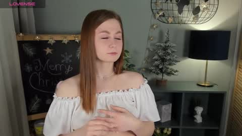 Snapshot of alettablacck chatting on December 16, 1:21 am alettablacck online show from December 16, 1:21 am