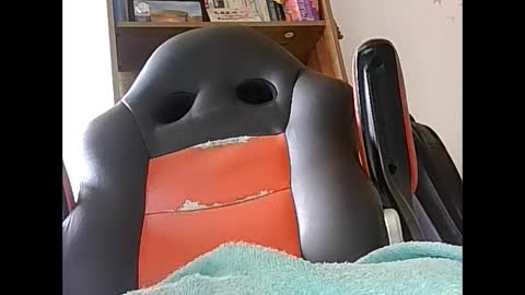 Snapshot of alex_202ll chatting on December 5, 7:06 pm alex_202ll online show from December 5, 7:06 pm