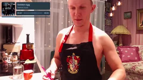 Alex Amazing online show from February 20, 9:09 pm