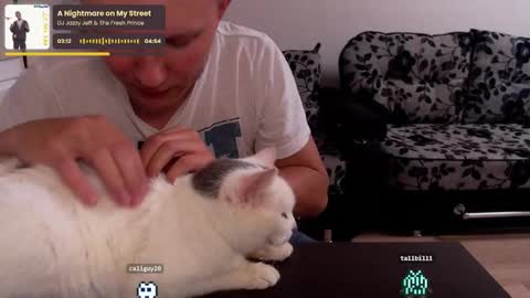 Alex Amazing online show from October 4, 9:13 pm