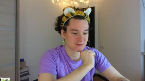 Snapshot of alex_candy_pump chatting on February 6, 1:05 am FAVORITE online show from February 6, 1:05 am
