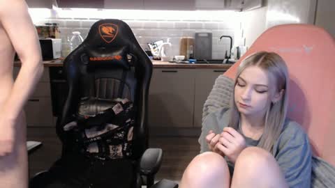 Alex online show from December 15, 10:37 pm