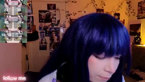 alex_howell online show from November 14, 8:40 pm