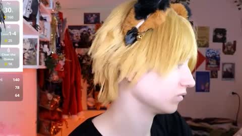 alex_howell online show from January 15, 2:05 am