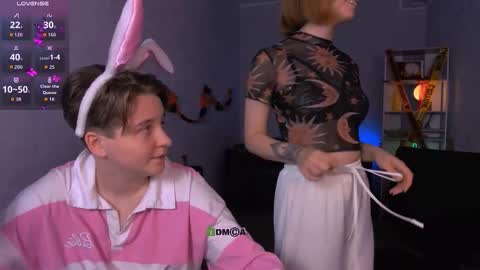 Snapshot of alex_jakson chatting on October 31, 8:59 am alex online show from October 31, 8:59 am