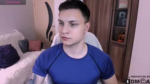 Snapshot of alex_milson chatting on November 3, 1:19 am alex_milson online show from November 3, 1:19 am