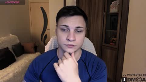 Snapshot of alex_milson chatting on November 14, 6:06 pm alex_milson online show from November 14, 6:06 pm