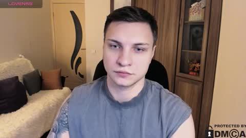 Snapshot of alex_milson chatting on November 22, 3:38 am alex_milson online show from November 22, 3:38 am