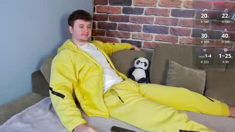 Snapshot of alex_onelove chatting on November 16, 9:59 am Alex online show from November 16, 9:59 am